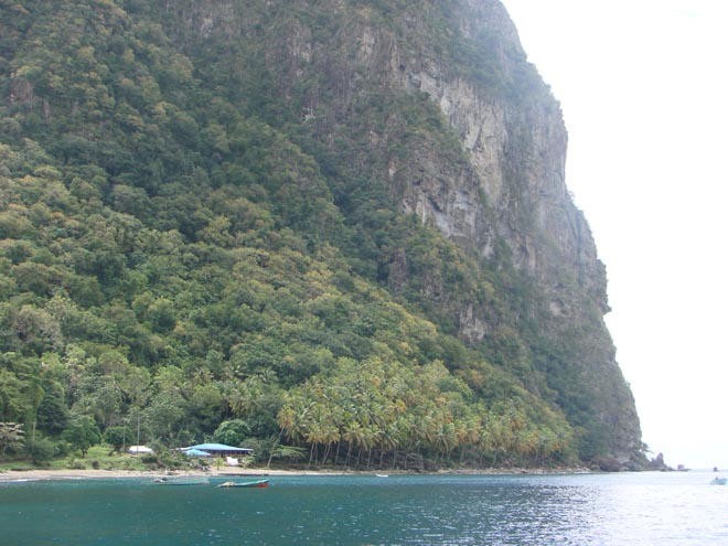Benny’s under the Pitons © BW Media